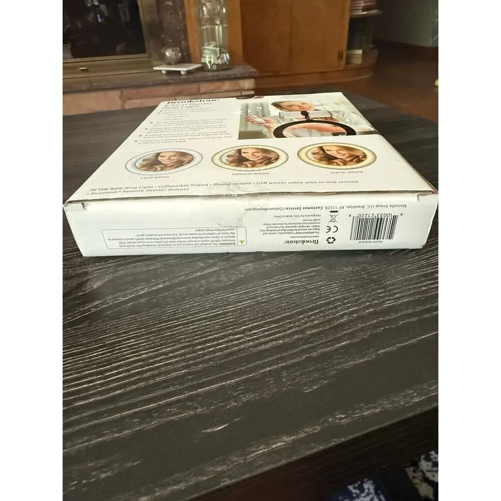 NIB Brookstone 8